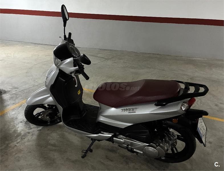 Peugeot TWEET 125 i 1250 € 2018 Valencia - 2