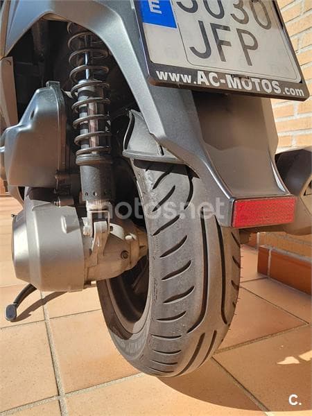 Kawasaki J 300 ABS 2500 € 2015 Madrid - 8