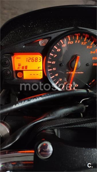 Suzuki GSR 600 – Vista 2