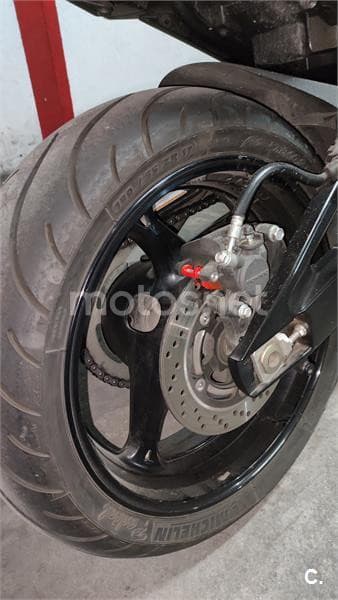 Suzuki GSR 600 – Vista 5