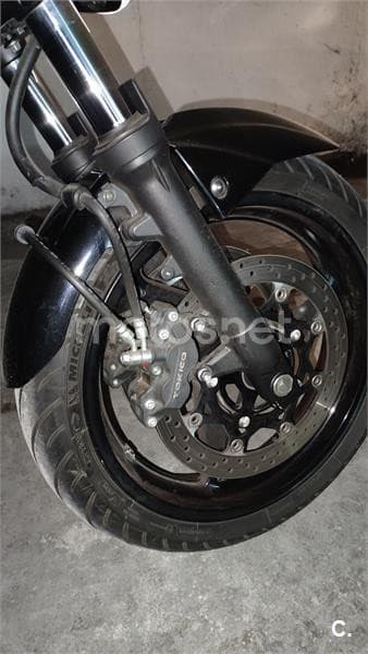 Suzuki GSR 600 – Vista 7