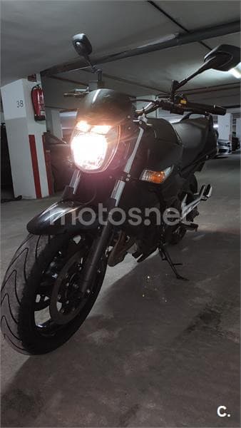 Suzuki GSR 600 – Vista 8