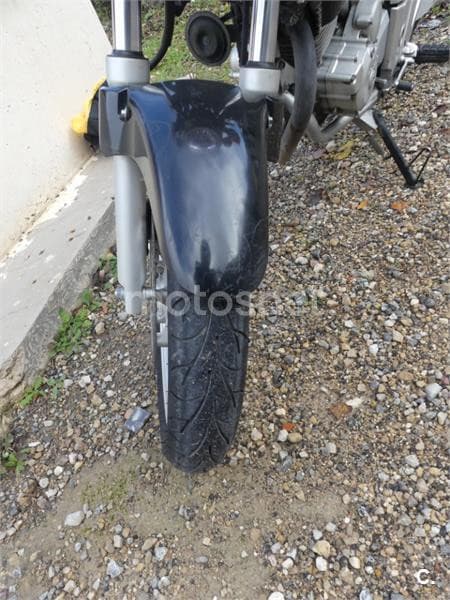 Honda CB 250 F – Vista 8