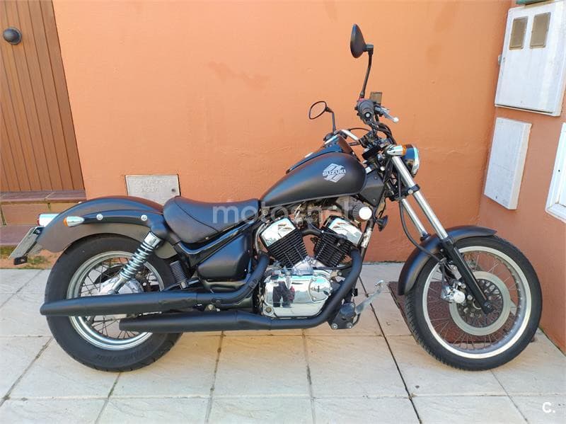 Suzuki Intruder 250 – Vista 1