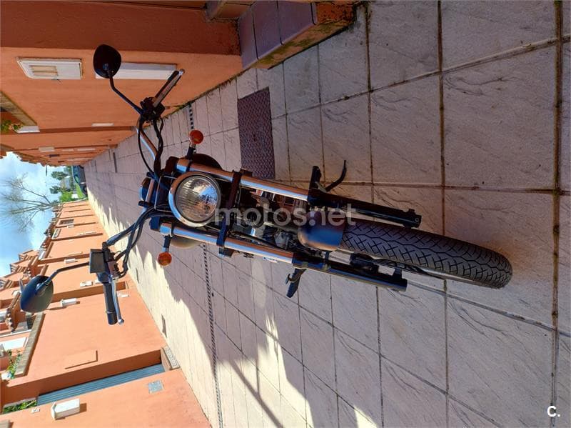 Suzuki Intruder 250 – Vista 5