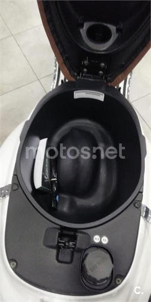 Vespa Primavera – Vista 2