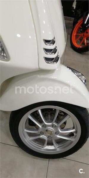 Vespa Primavera – Vista 13