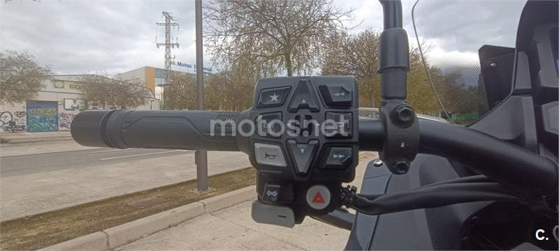 Honda NT1100 – Vista 11