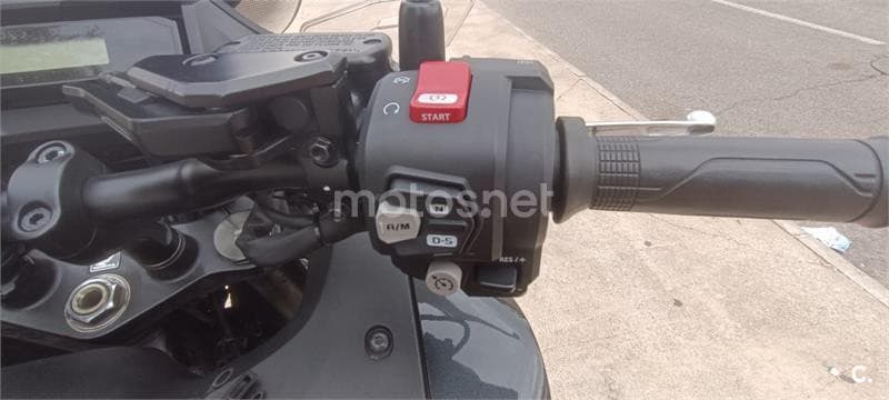 Honda NT1100 – Vista 12