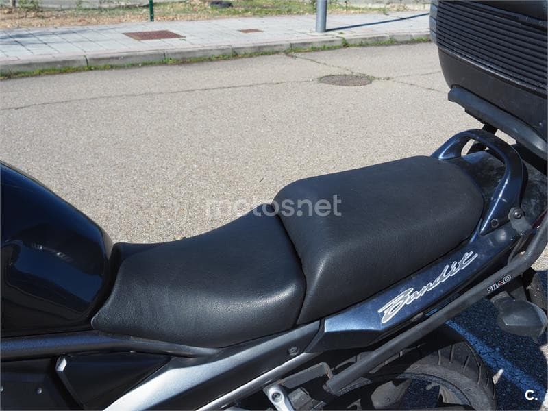 Suzuki Bandit 650 – Vista 2