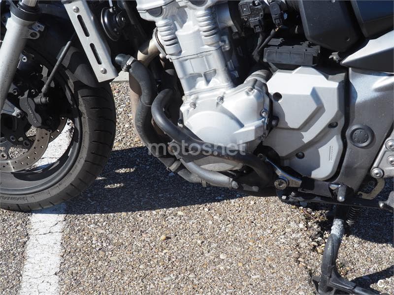 Suzuki Bandit 650 – Vista 3