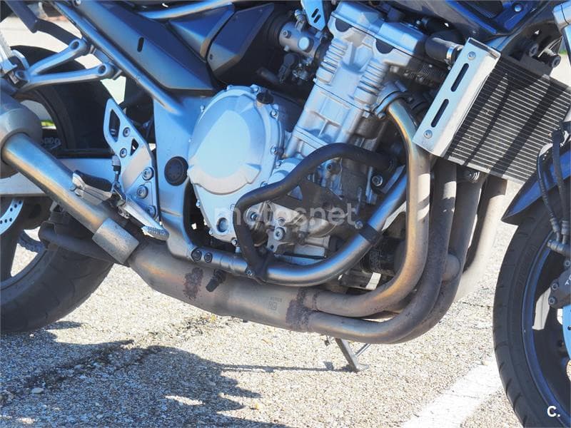 Suzuki Bandit 650 – Vista 9