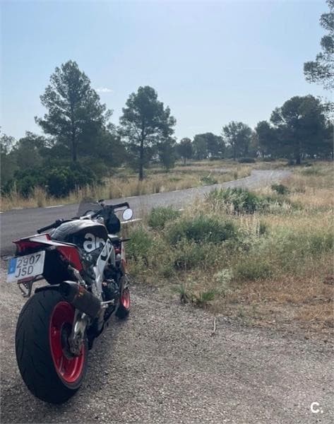 Aprilia Tuono V4 1100 – Vista 6