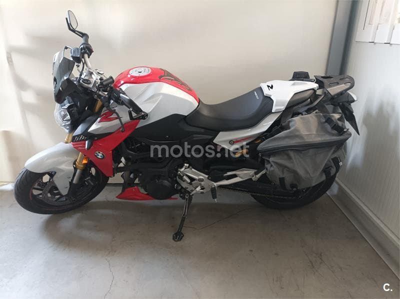 BMW F 900 R – Vista 1