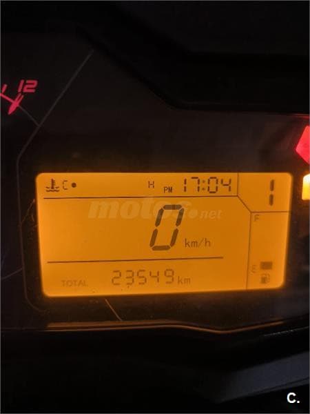 Benelli TRK 502 – Vista 13