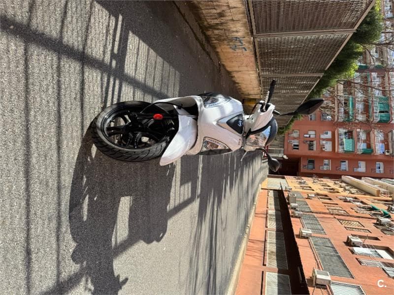 SYM Symphony ST 125 – Vista 1