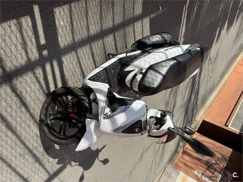 SYM Symphony ST 125 – Vista 6