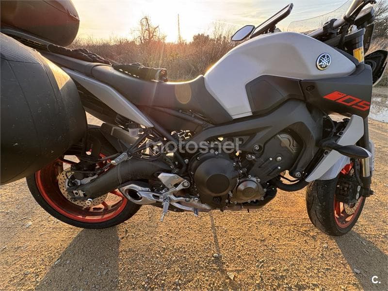 Yamaha MT 09 – Vista 1