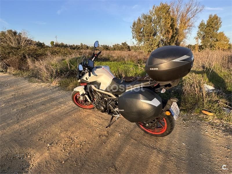 Yamaha MT 09 – Vista 5