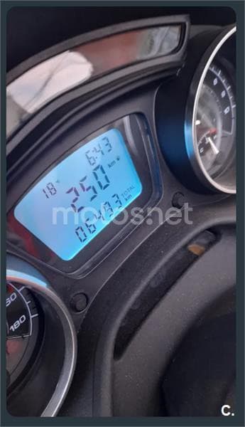 Piaggio MP3 – Vista 2