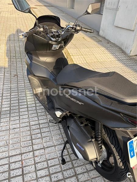 Honda PCX 125 – Vista 2