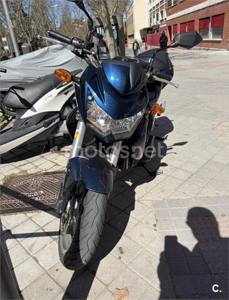 Kawasaki Z 750 – Vista 4