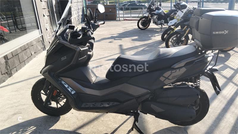 Kymco DTX 360 – Vista 1