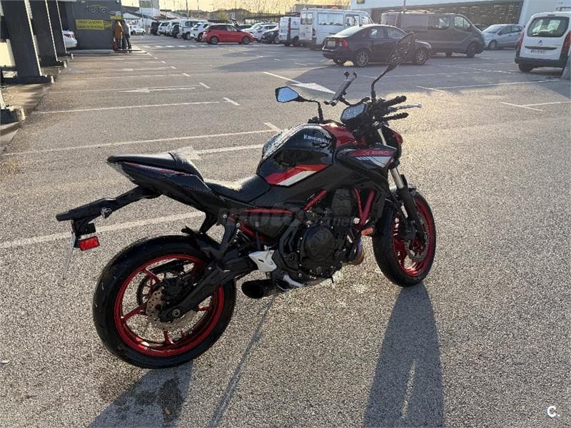 Kawasaki Z 650 – Vista 4
