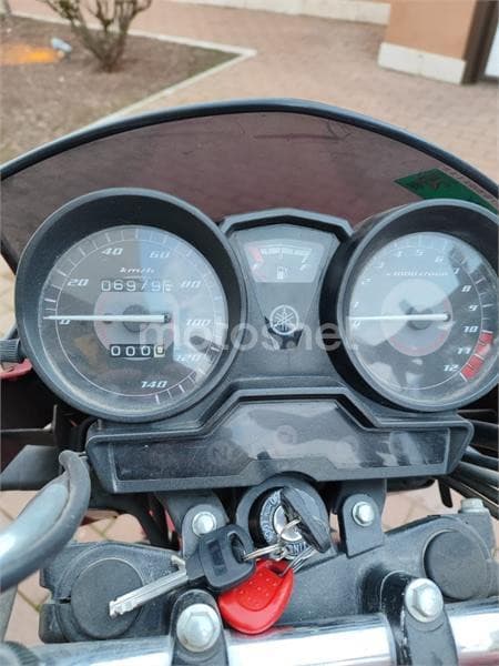 Yamaha YBR 125 – Vista 1