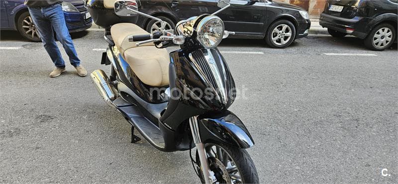 Piaggio beverly Cruiser 500 ie – Vista 1
