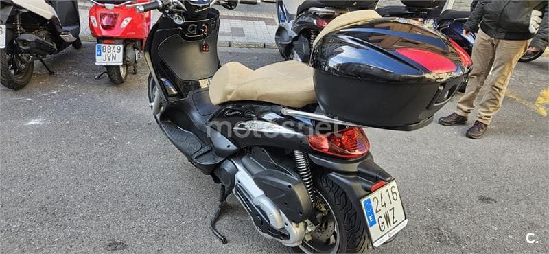 Piaggio beverly Cruiser 500 ie – Vista 3