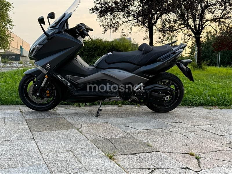 Yamaha TMAX 530 – Vista 1