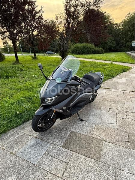 Yamaha TMAX 530 – Vista 4