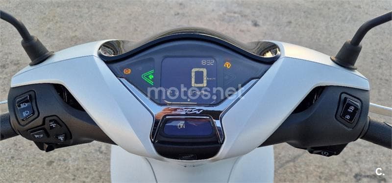 Honda SH125i – Vista 3