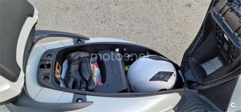 Honda SH125i – Vista 8