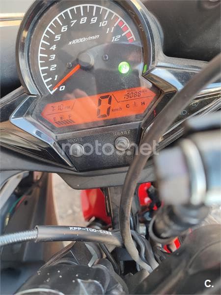 Honda CBR 125R – Vista 1