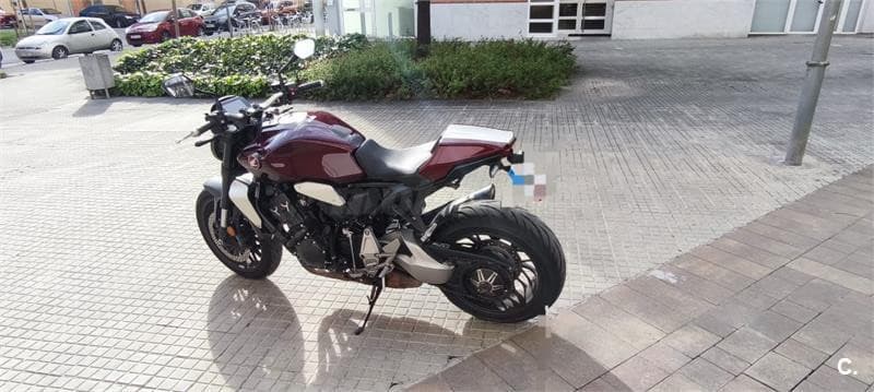 Honda CB 1000R – Vista 2