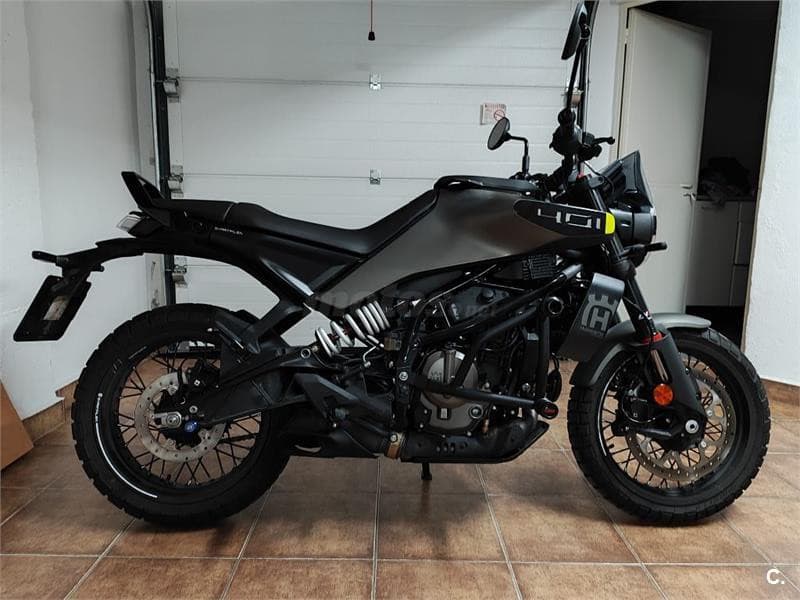 Husqvarna Svartpilen 401 – Vista 5