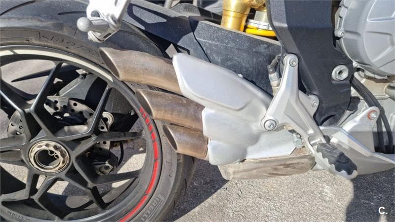 MV Agusta Rivale 800 – Vista 4