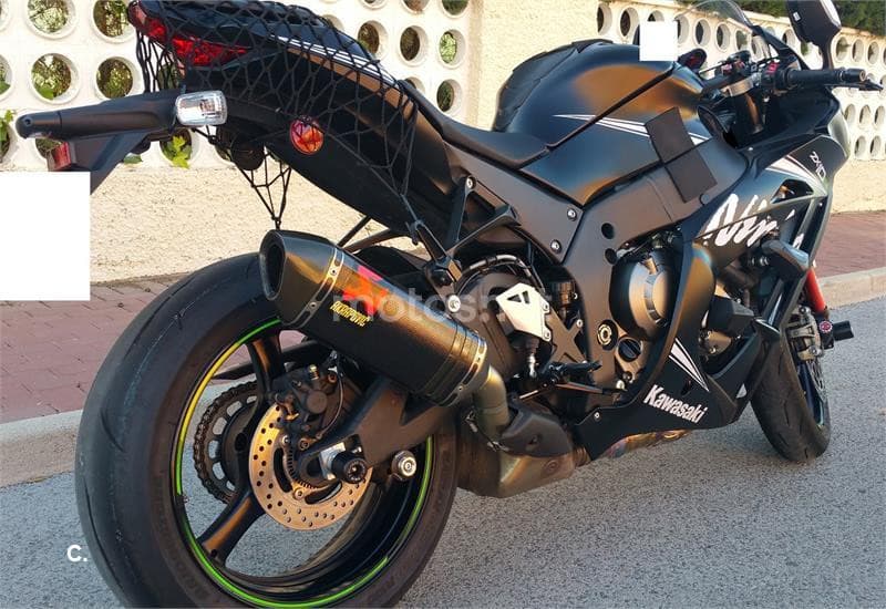 Kawasaki ZX 10R – Vista 3