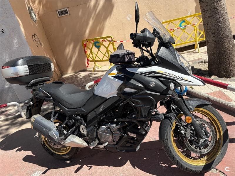 Suzuki V-Strom 650 XT ABS – Vista 2