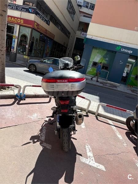 Suzuki V-Strom 650 XT ABS – Vista 3