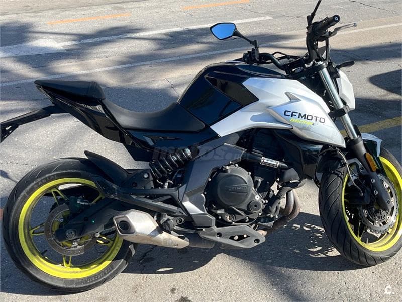CFMOTO 650 NK – Vista 1