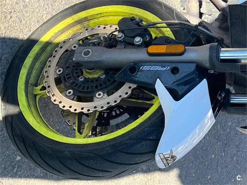 CFMOTO 650 NK – Vista 3