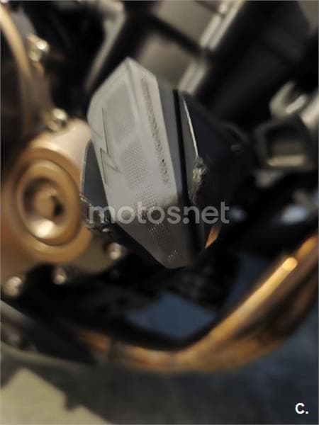 Honda CB 500F – Vista 13