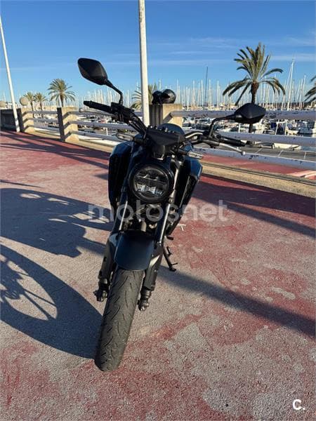 Honda CB 125 R – Vista 2