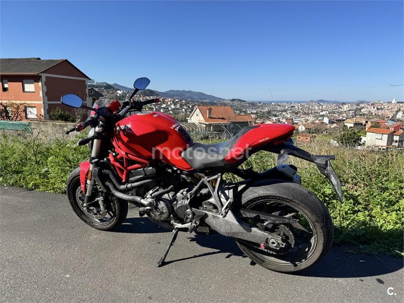 Ducati Monster 821 – Vista 6