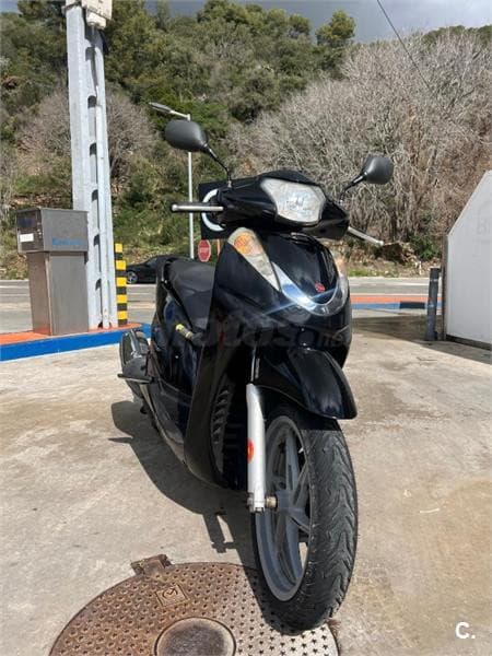 Honda SCOOPY SH300i ABS TopBox – Vista 8