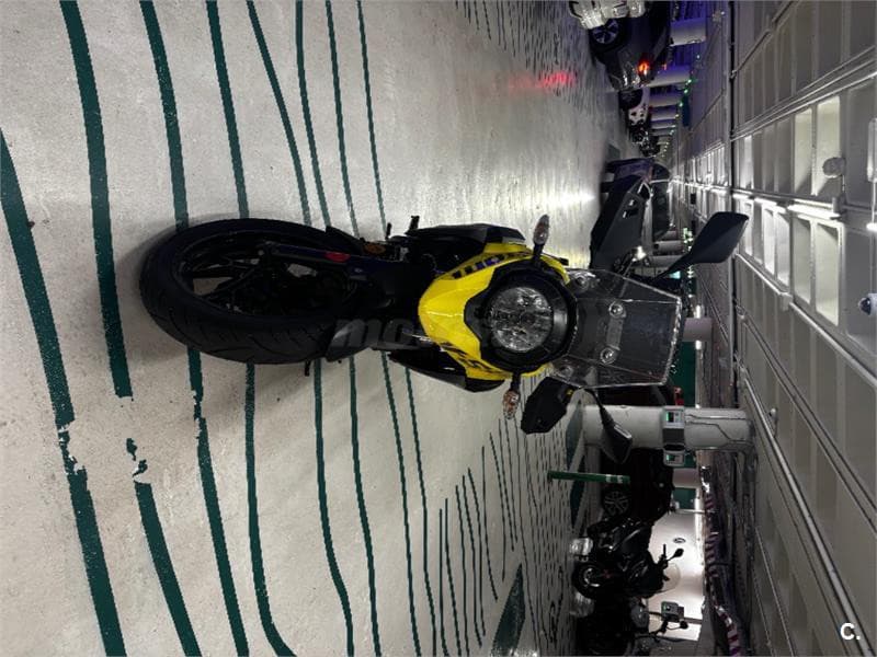 Suzuki V-Strom 250 – Vista 1