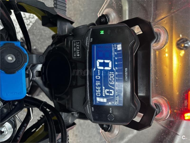 Suzuki V-Strom 250 – Vista 4